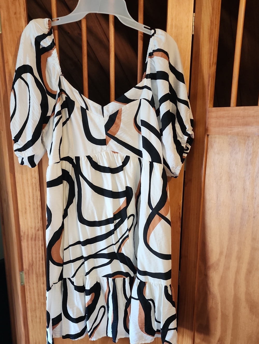 Nine West White Dress with Black and Tan Abstract Swirls